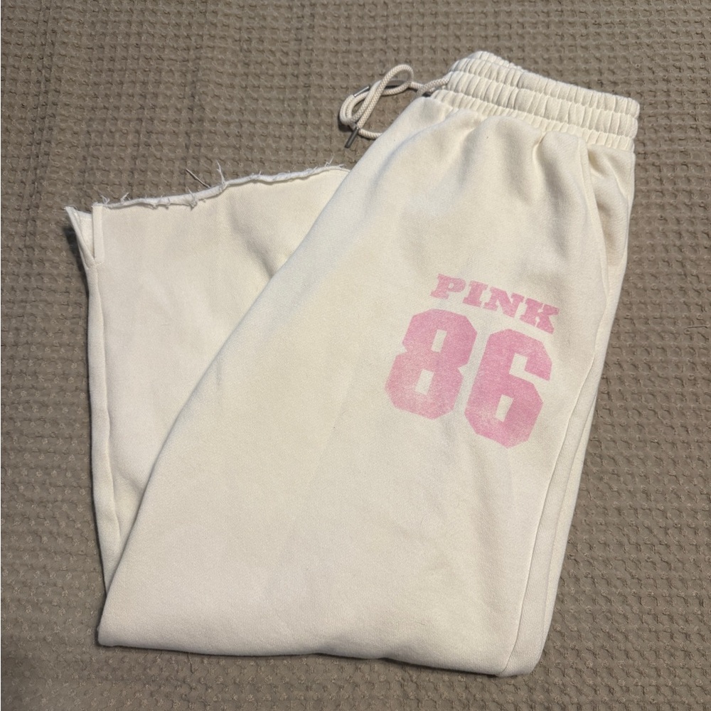 PINK
IVY FLEECE WIDE-LEG SPLIT-HEM SWEATPANTS